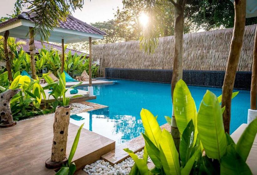 فندق صغير By The Sea Koh Mak Boutique Guesthouse