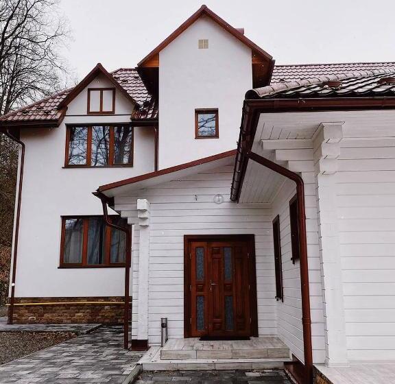 הוסטל Dominion Relax Club