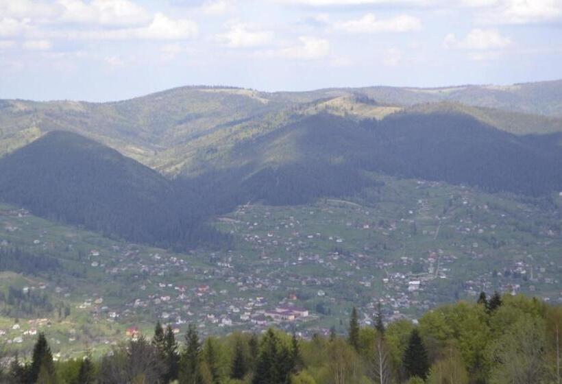 ユースホステル Galushko