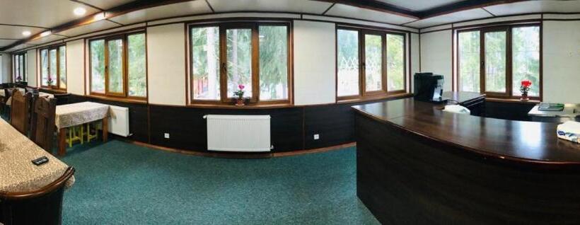 ユースホステル Galushko