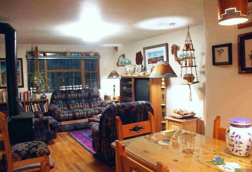 فندق صغير Inn At Halona