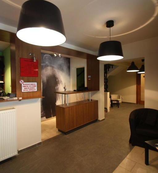 Общежитие Rocker's Inn