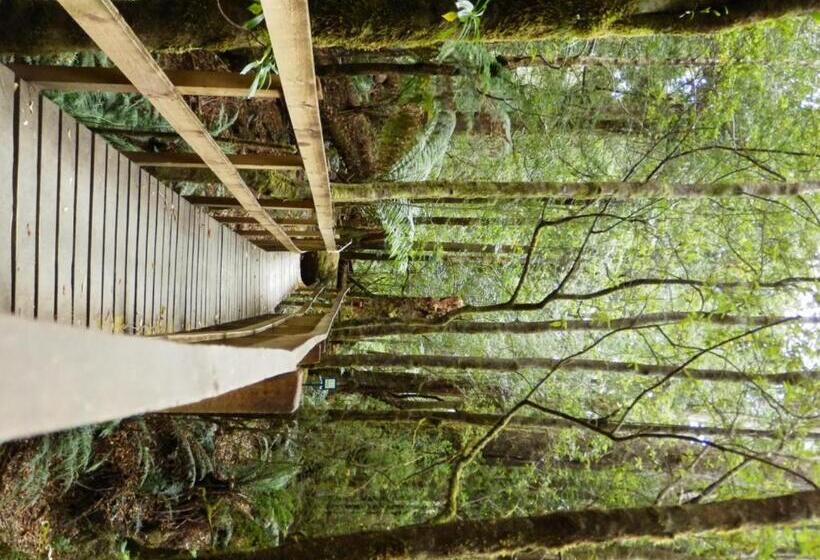 فندق صغير Tahune Airwalk Cabin And Lodge