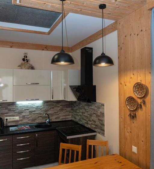 Apartments Chalet Girska Hatyna