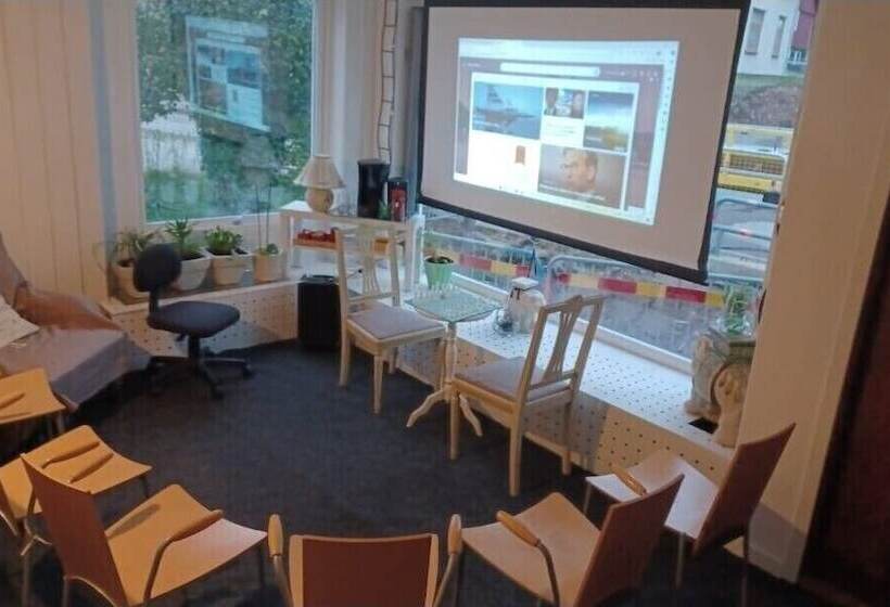 住宿加早餐  Stop At The Cross