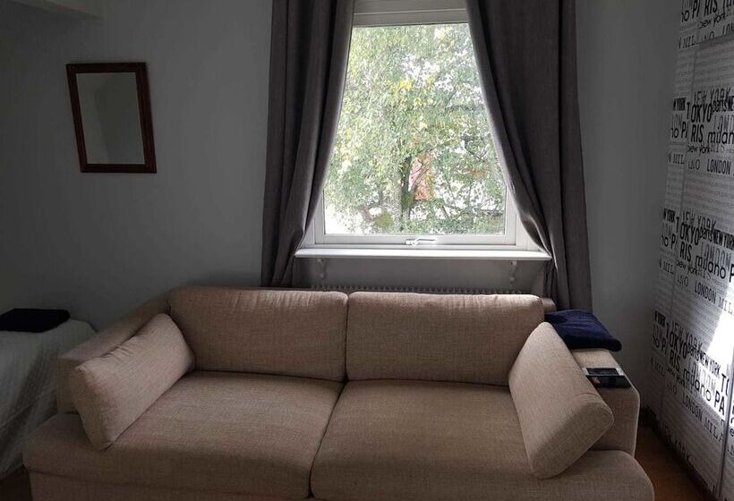 住宿加早餐  Stop At The Cross