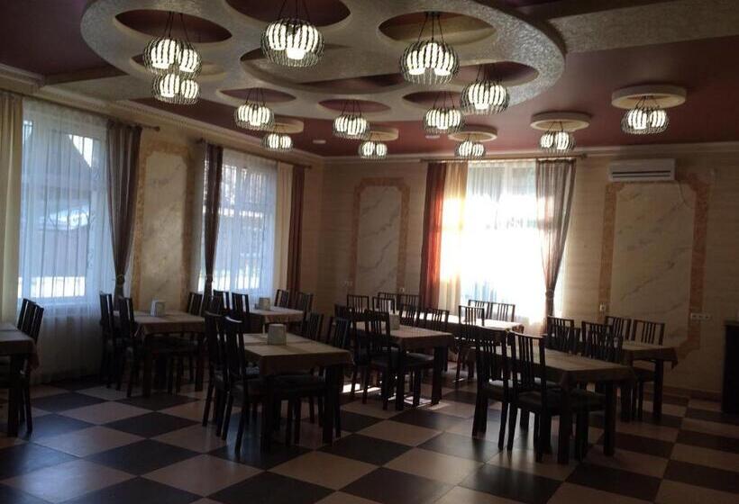 Dream Hostel Carpathians Rakhiv