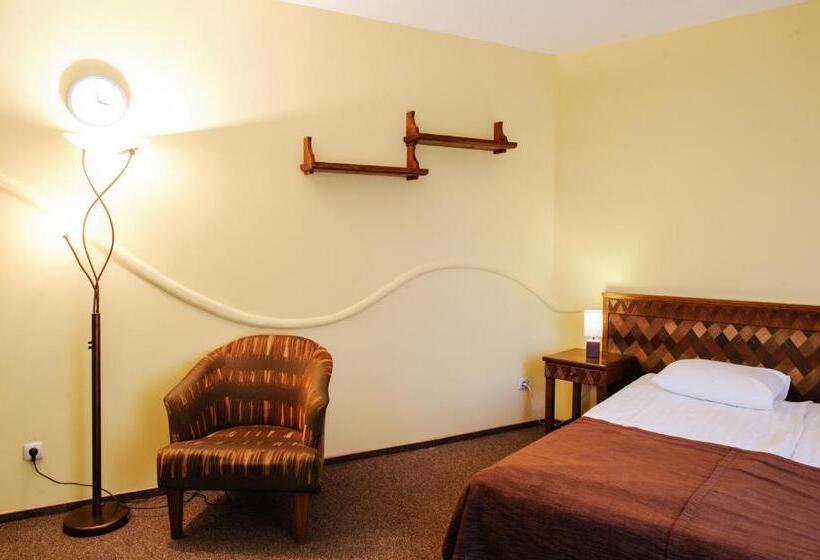 Отель трипільське сонце