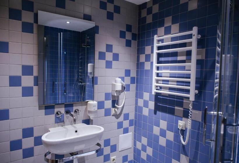 Отель трипільське сонце