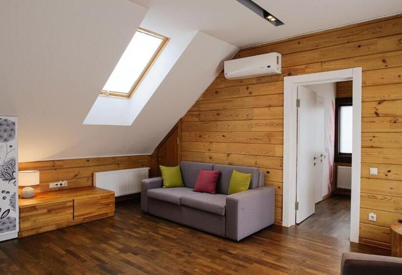 Отель трипільське сонце