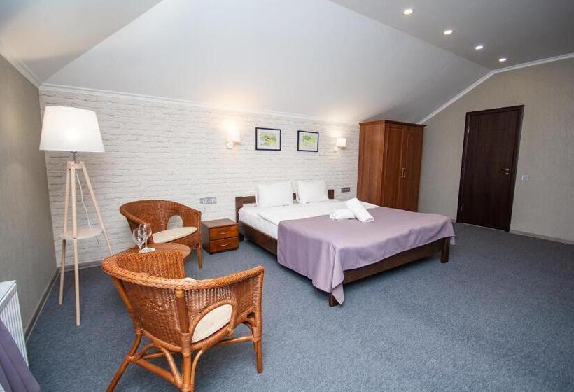 ホテル три сімки