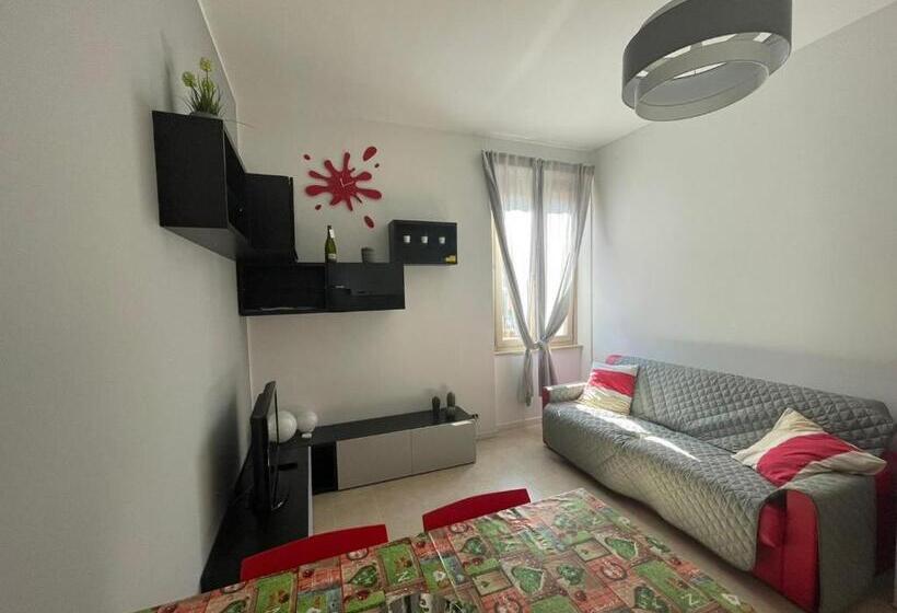 فندق Antica Campione Rooms & Hostel