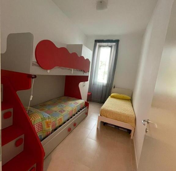 فندق Antica Campione Rooms & Hostel