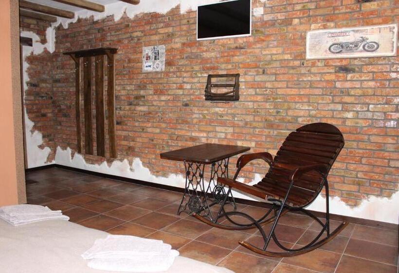 Отель Biker's Pub