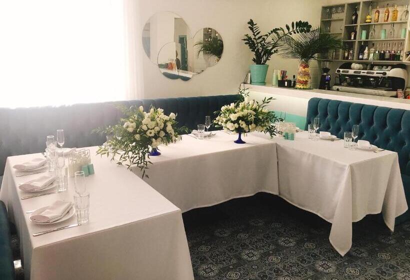 בית מלון כפרי Biruza Club