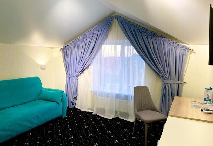 בית מלון כפרי Biruza Club