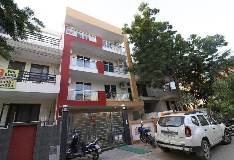 Отель Capital O 22975 Global Inn