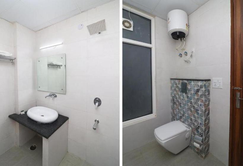 Отель Capital O 22975 Global Inn