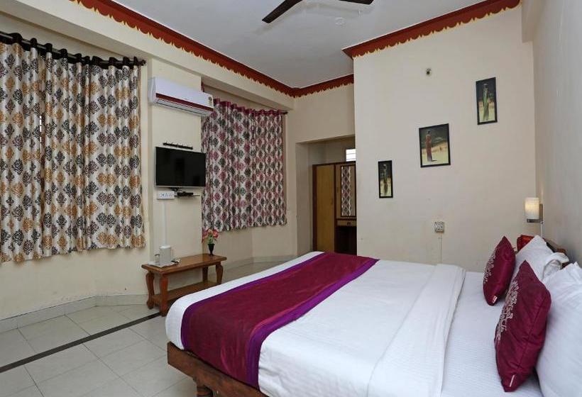 Collection O 9630 Hotel Maharaja