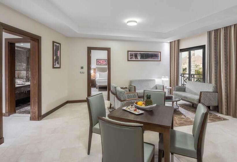 Отель Copthorne Makkah Al Naseem