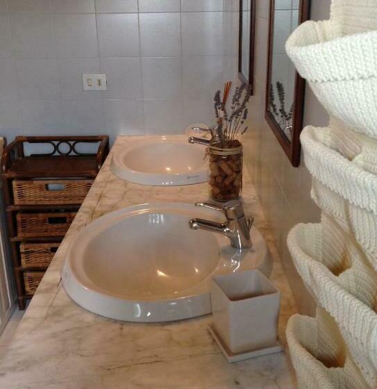 فندق Corzano E Paterno