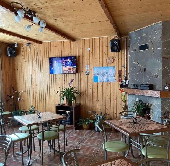 هتل کپسول краса карпат