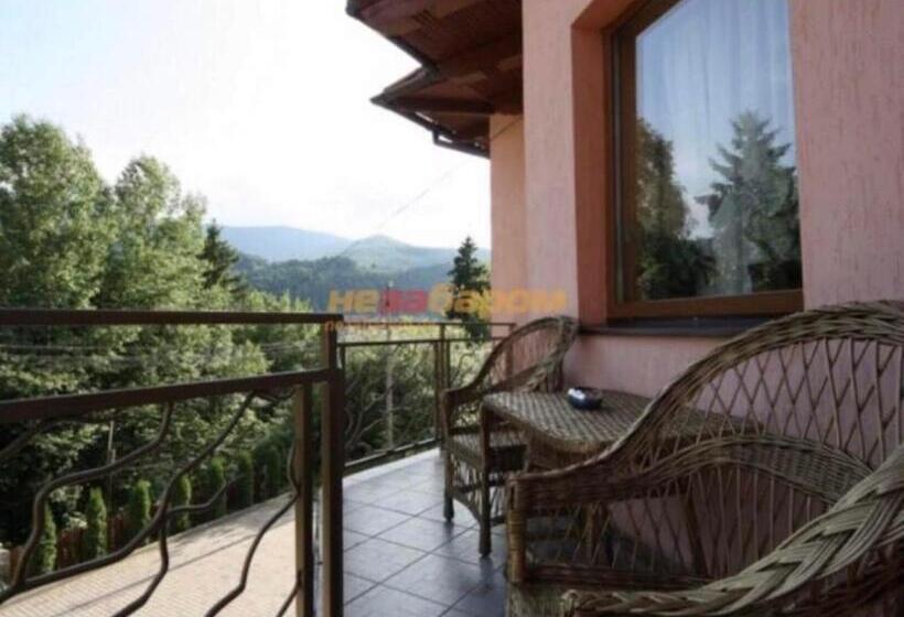 هتل کپسول краса карпат