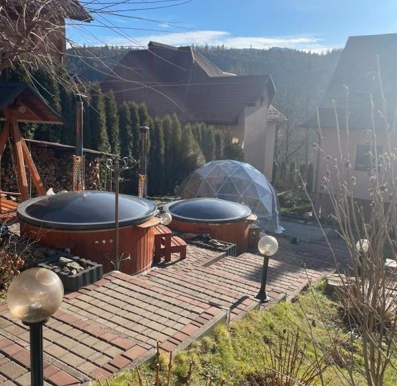 هتل کپسول краса карпат