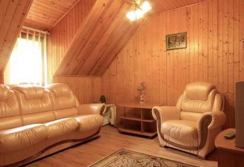 هتل کپسول краса карпат