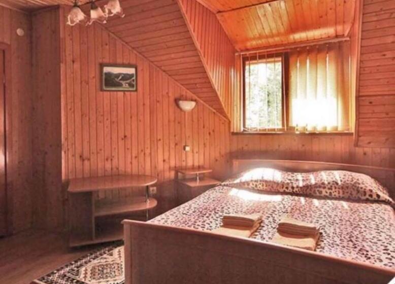 هتل کپسول краса карпат