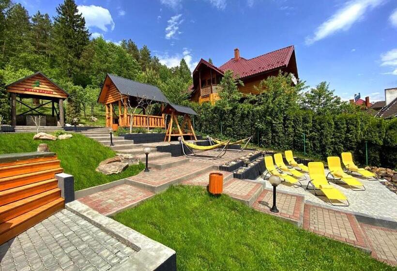 هتل کپسول краса карпат