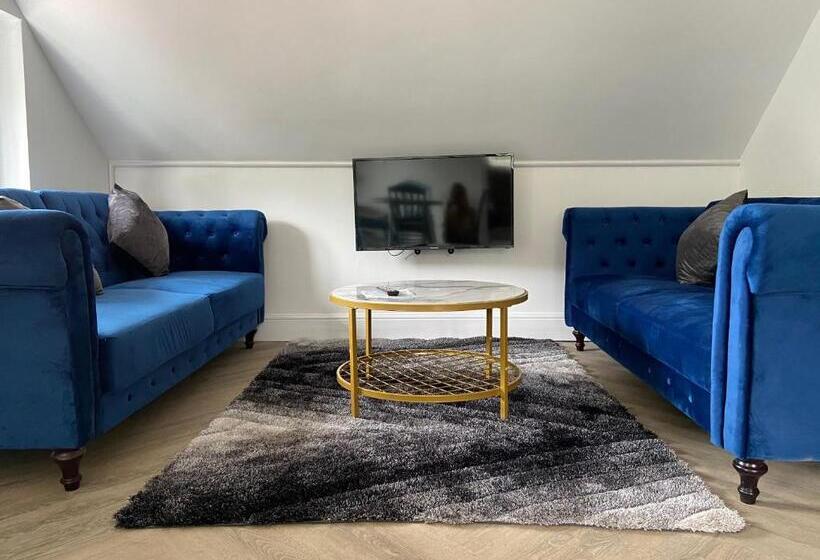 فندق Croydon Hall