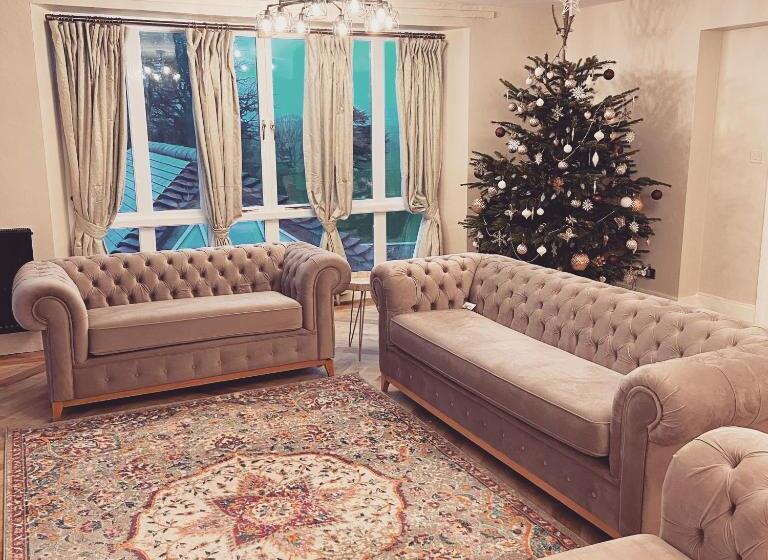 فندق Croydon Hall