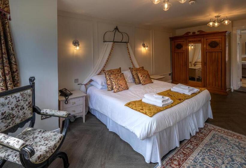 فندق Croydon Hall