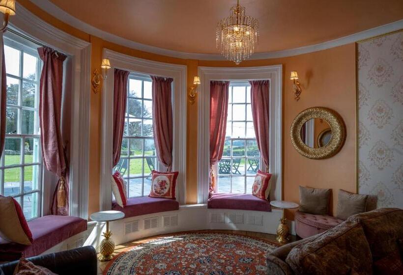 فندق Croydon Hall