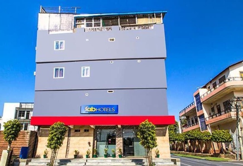 Fabhotel Airport Residency
