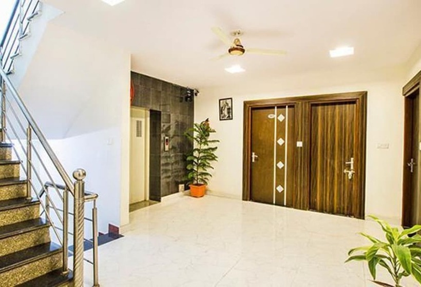 Fabhotel Airport Residency