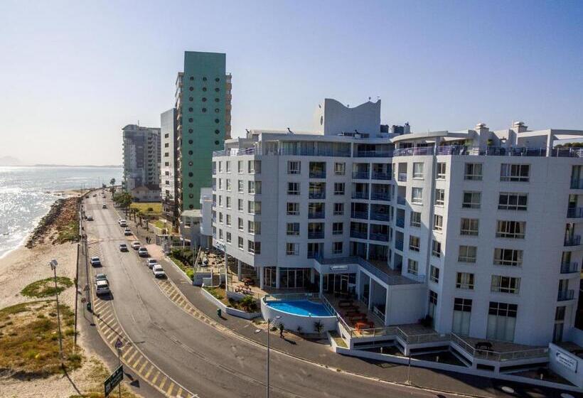 فندق False Bay Inn