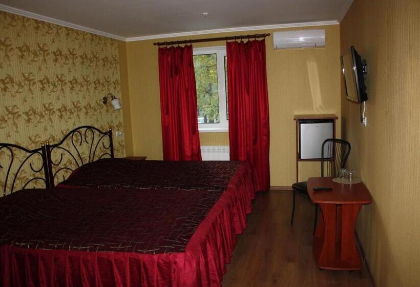 בית מלון כפרי Gostynnyi Dvir