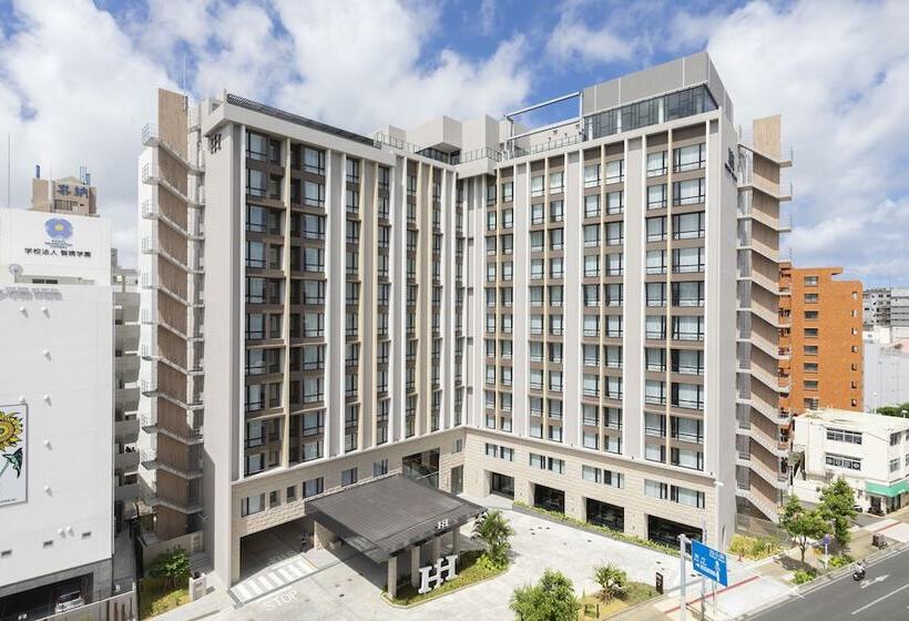 Отель Hewitt Resort Naha