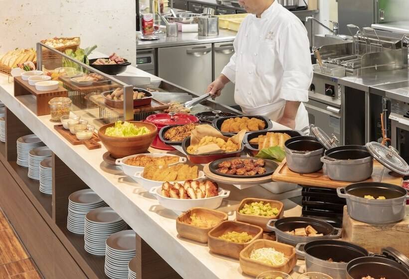 Отель Hewitt Resort Naha