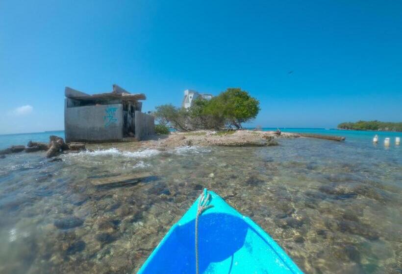 فندق Isla Los Erizos Ecohouse