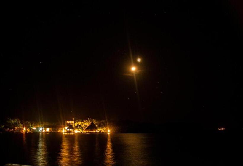 فندق Isla Los Erizos Ecohouse