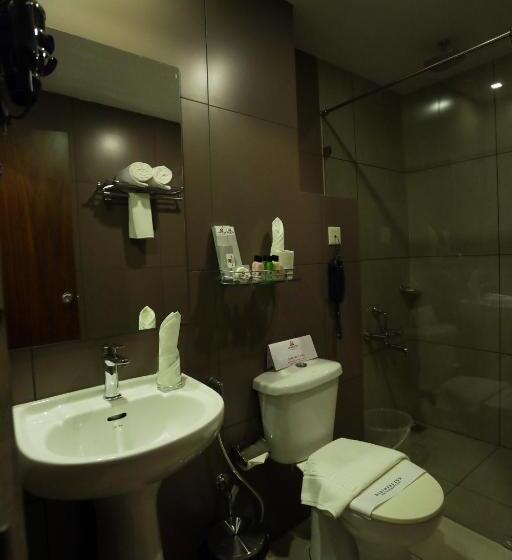 ホテル Iswarya Residency