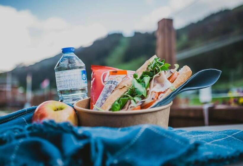 Отель Les Grangettes