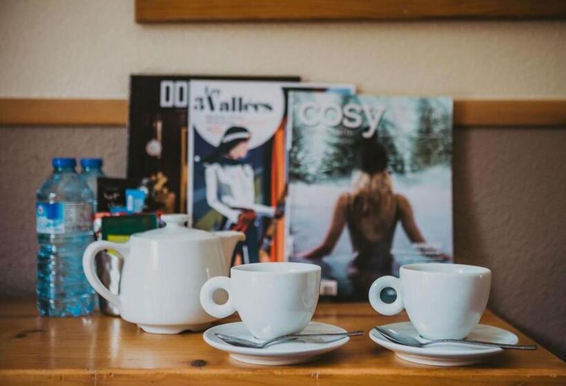 Отель Les Grangettes