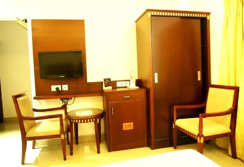 فندق Maps Residency