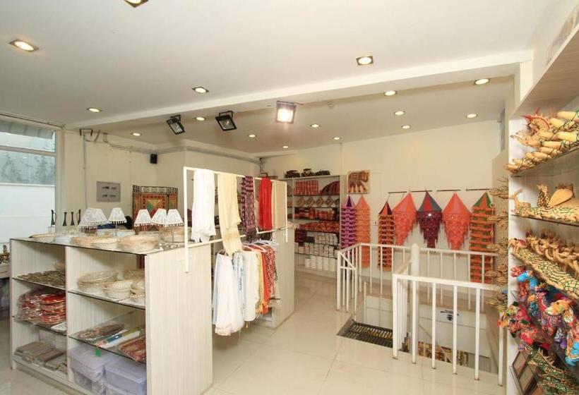 בית מלון כפרי Orchid Square