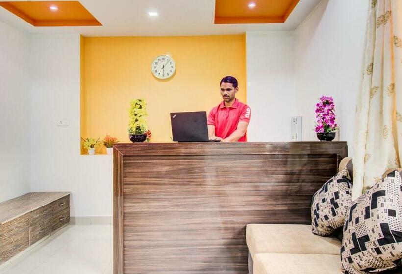 فندق Flagship 23505 S Ramada Village