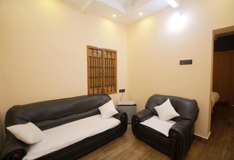 Отель Oyo 35618 Grace Residency